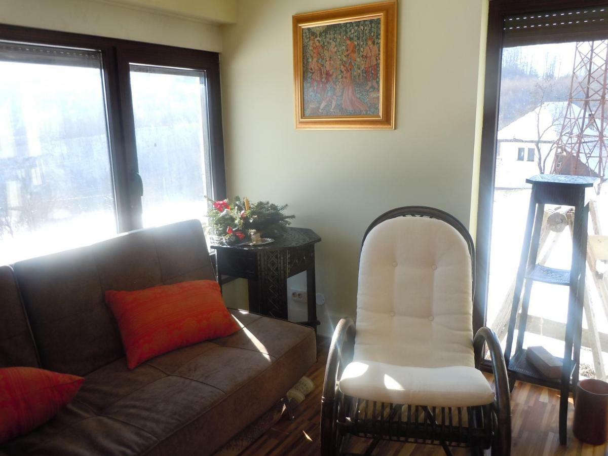 Cottage Poe Poienari Экстерьер фото